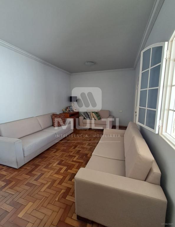 Casa, 3 quartos, 240 m² - Foto 1