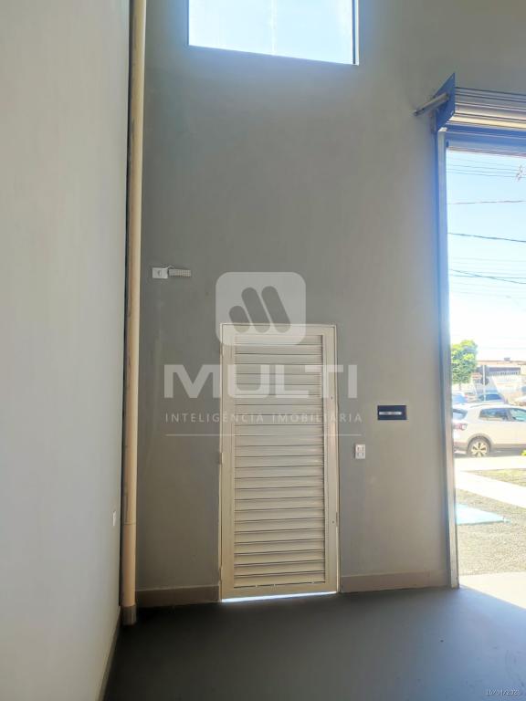 Casa, 1 quarto, 275 m² - Foto 2