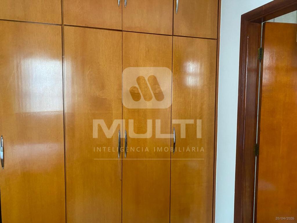 Casa, 3 quartos, 250 m² - Foto 16