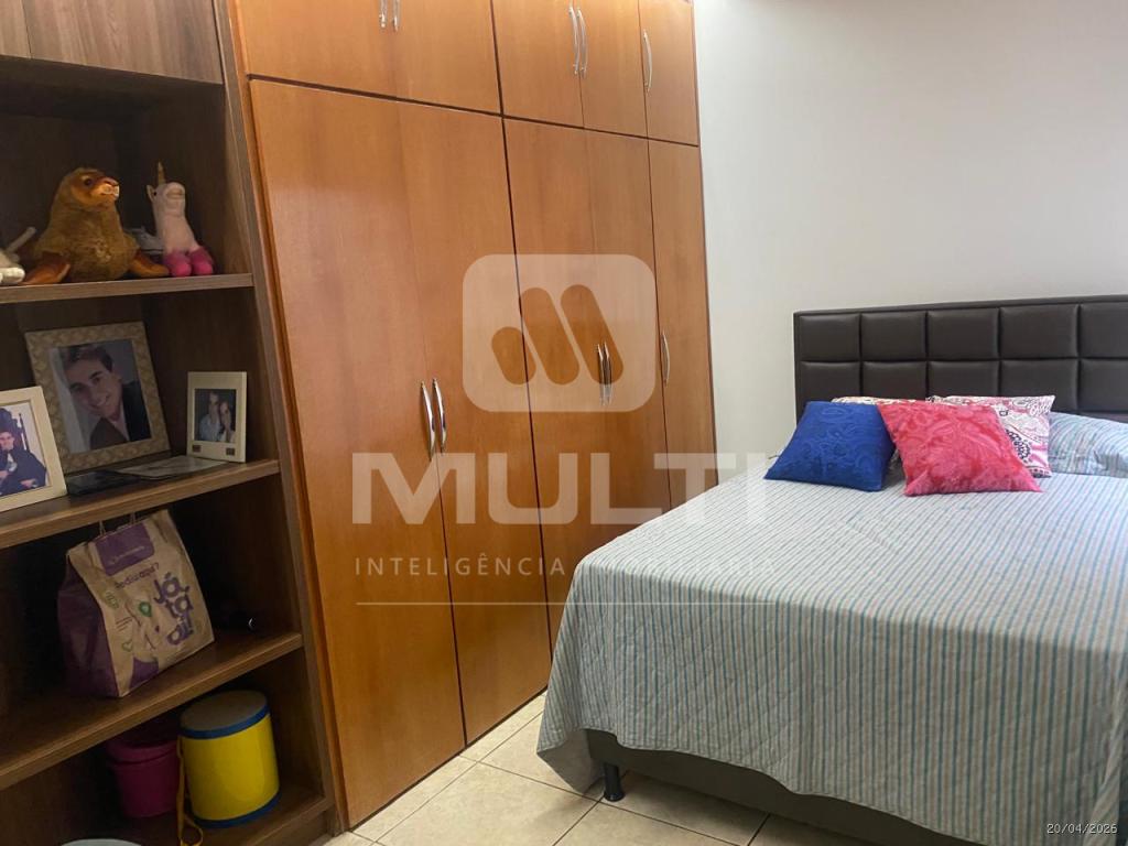 Casa, 3 quartos, 250 m² - Foto 18