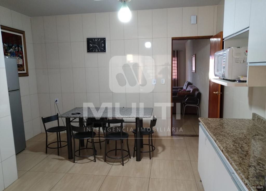Casa, 3 quartos, 216 m² - Foto 6