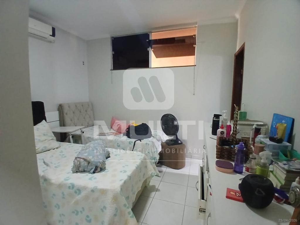 Casa, 3 quartos, 222 m² - Foto 7