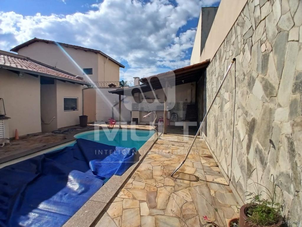 Casa, 3 quartos, 222 m² - Foto 36