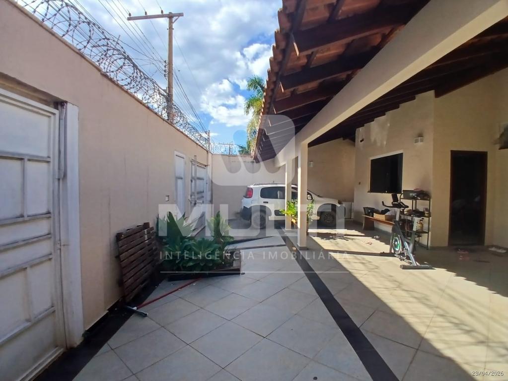 Casa, 3 quartos, 222 m² - Foto 44