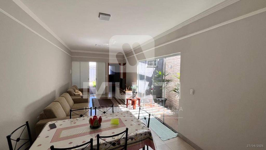 Casa, 2 quartos, 67 m² - Foto 1