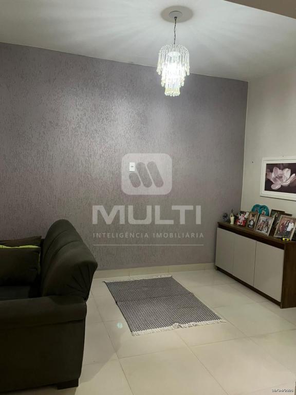 Casa, 3 quartos, 220 m² - Foto 2
