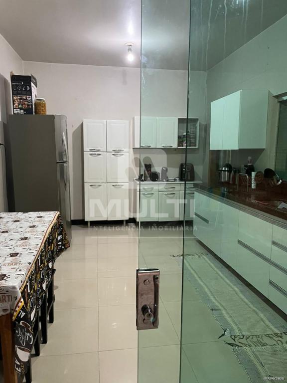Casa, 3 quartos, 220 m² - Foto 10