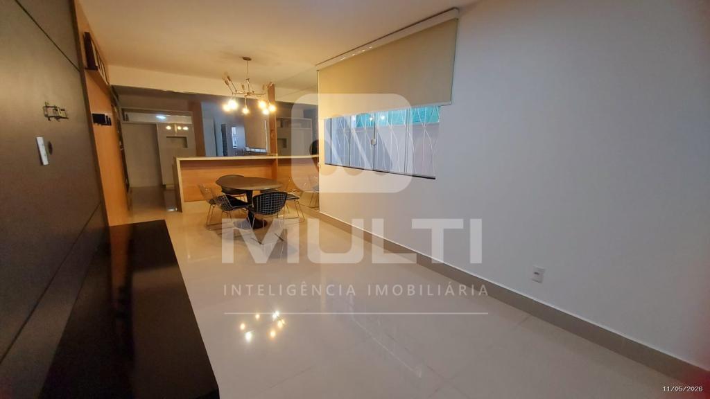 Casa, 3 quartos, 258 m² - Foto 1
