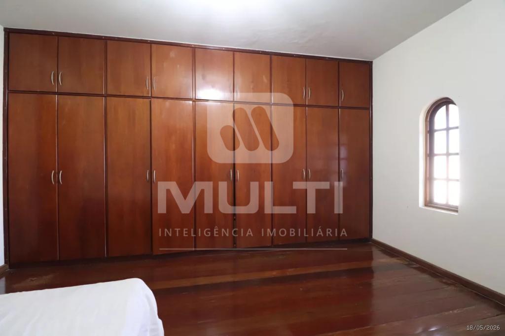 Casa, 4 quartos, 218 m² - Foto 8