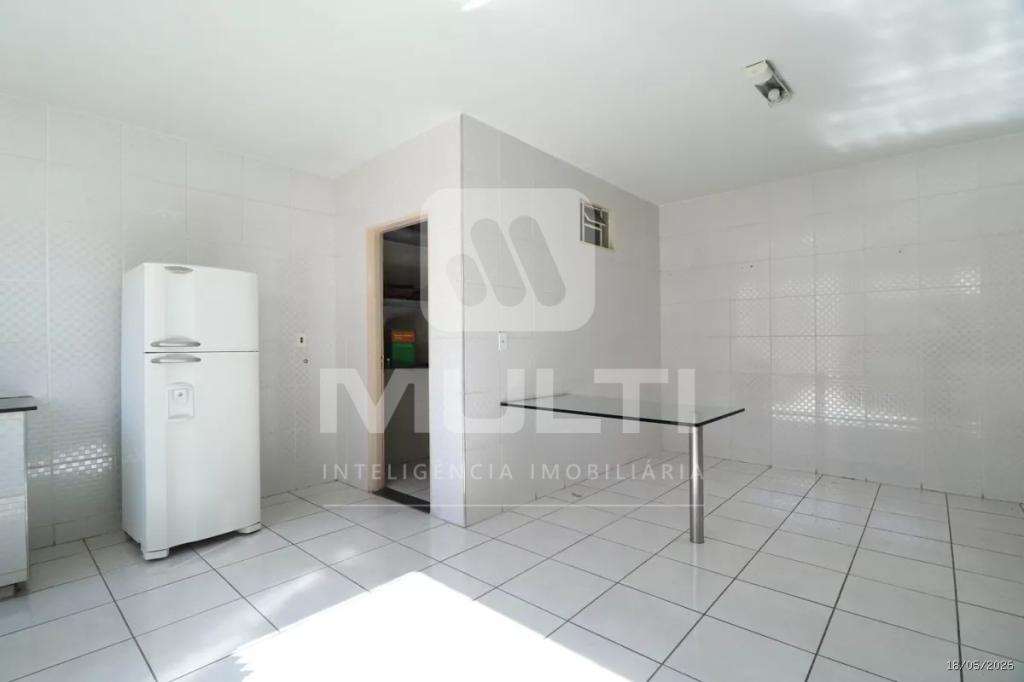 Casa, 4 quartos, 218 m² - Foto 13