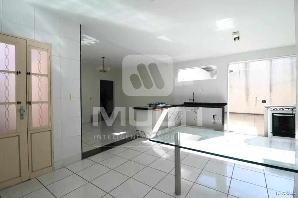 Casa, 4 quartos, 218 m² - Foto 17