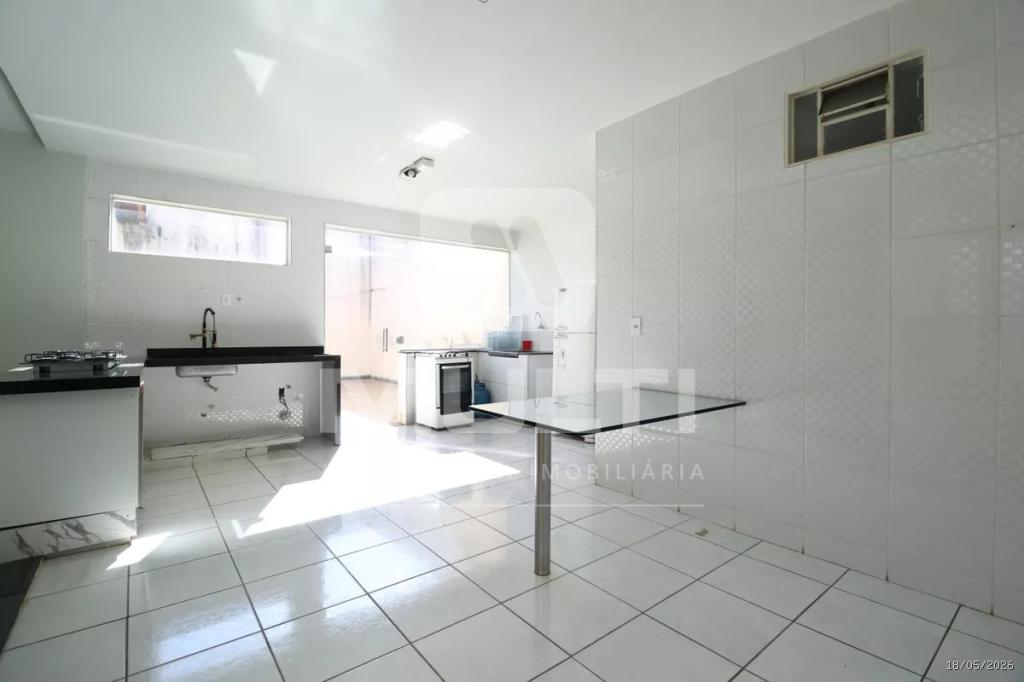 Casa, 4 quartos, 218 m² - Foto 24