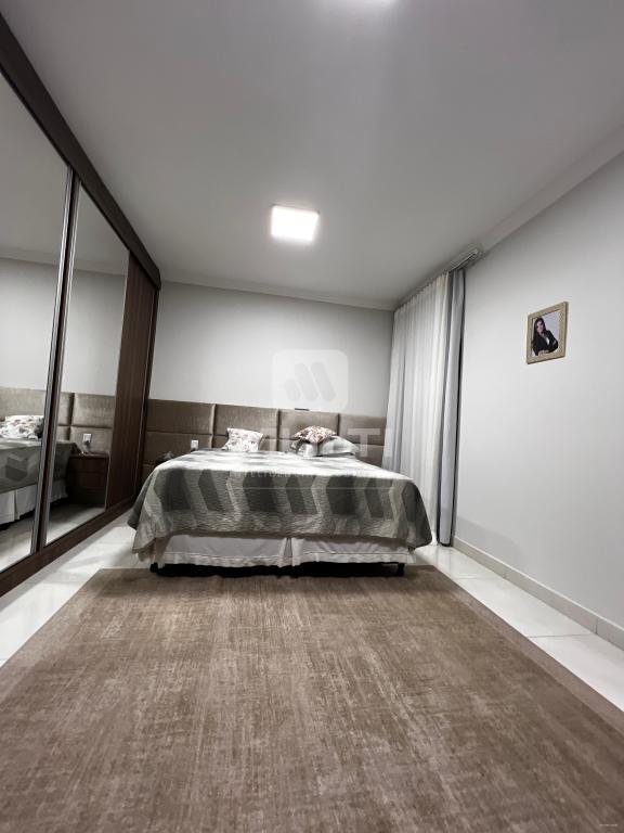 Casa, 3 quartos, 235 m² - Foto 6