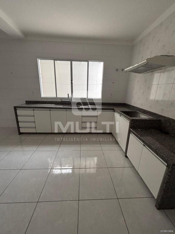 Casa, 3 quartos, 209 m² - Foto 8