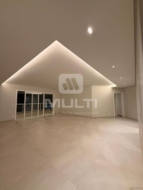 Apartamento, 3 quartos, 186 m² - Foto 2