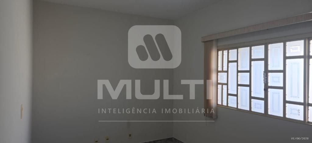 Casa, 3 quartos, 183 m² - Foto 2