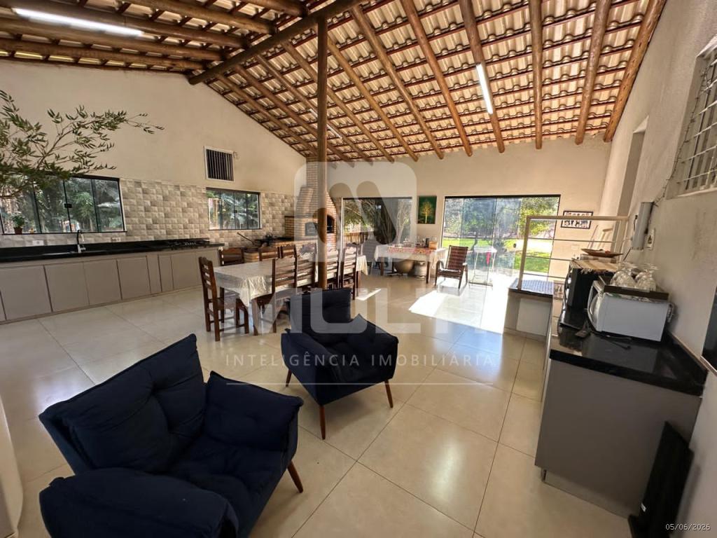 Sítio, 3 quartos, 280 m² - Foto 1