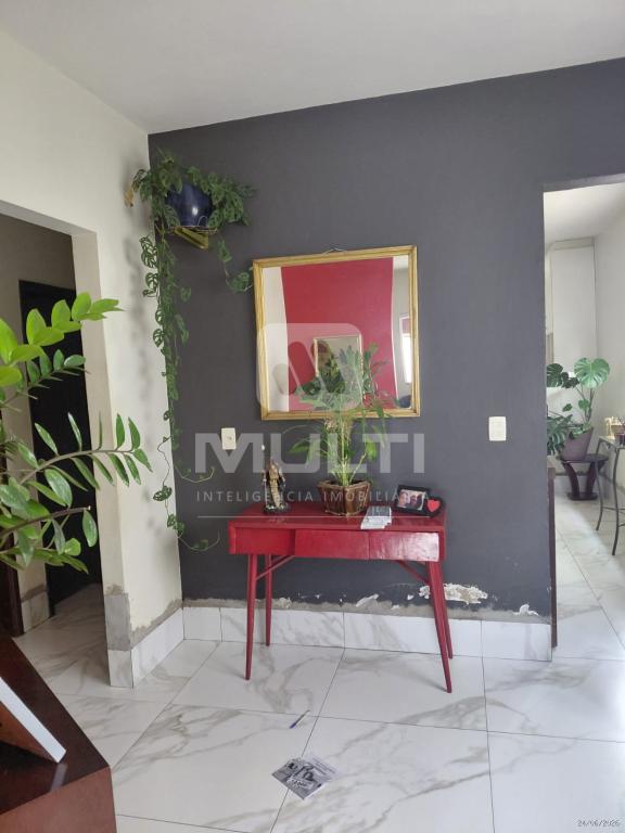 Casa, 4 quartos, 230 m² - Foto 3