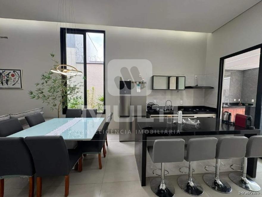Casa, 3 quartos, 170 m² - Foto 2