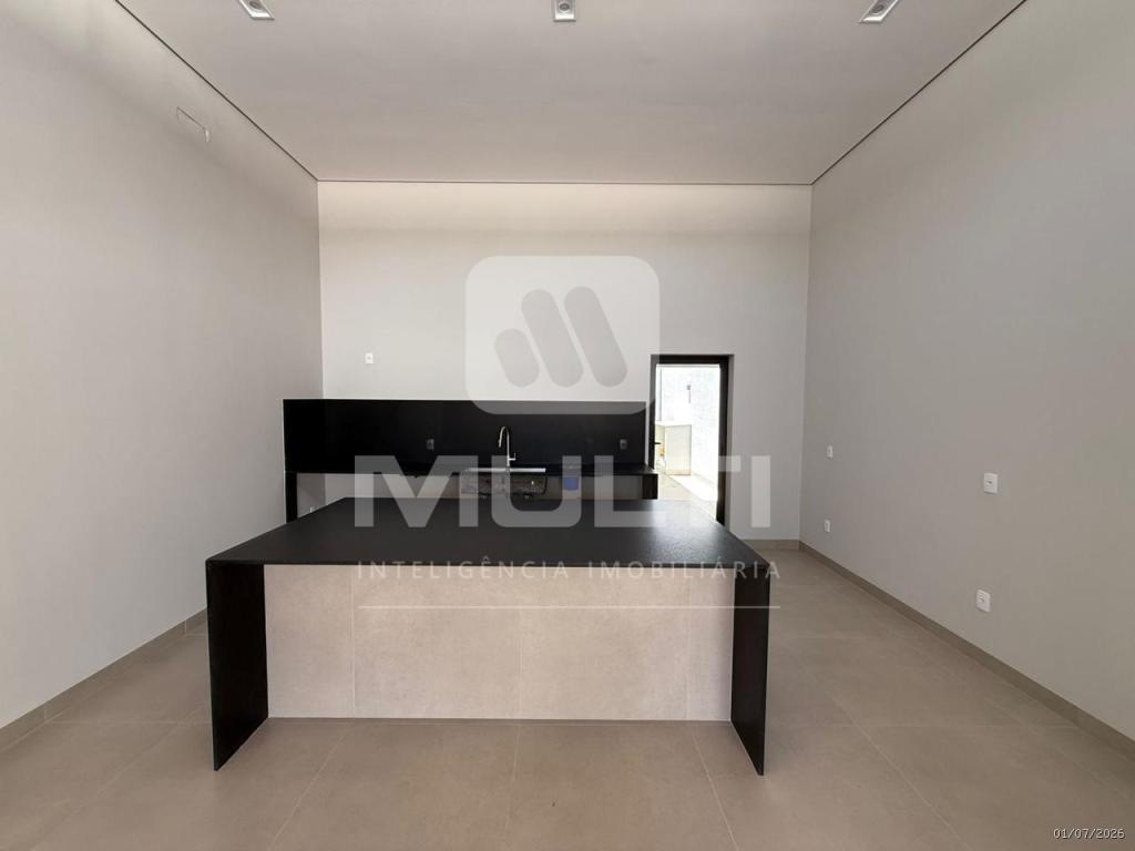 Casa, 3 quartos, 221 m² - Foto 3