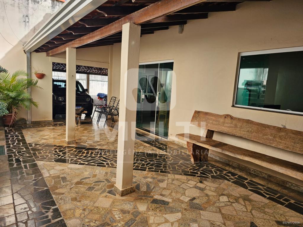 Casa, 3 quartos, 208 m² - Foto 2