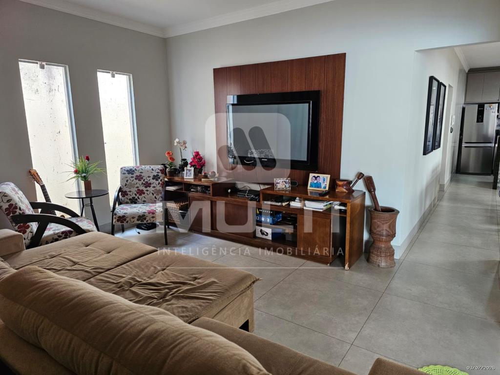 Casa, 3 quartos, 208 m² - Foto 4