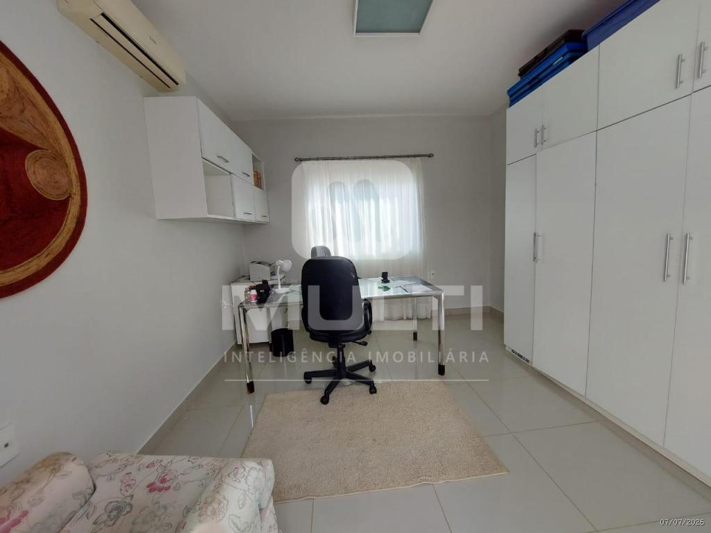 Casa, 4 quartos, 485 m² - Foto 2
