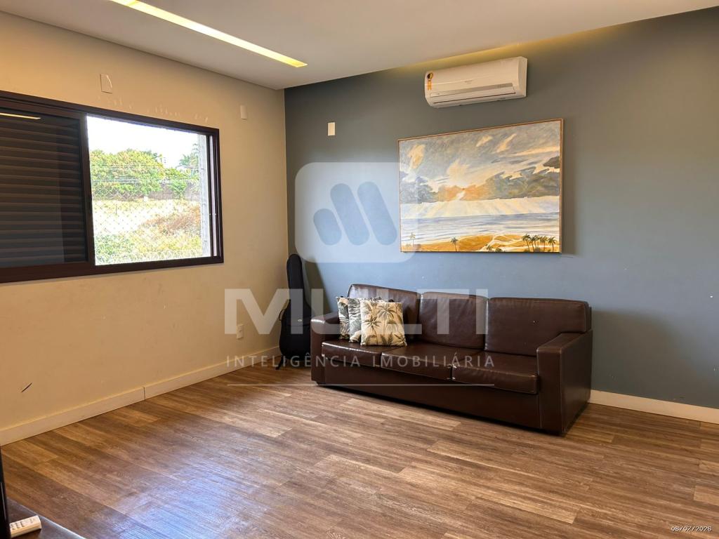 Casa, 4 quartos, 258 m² - Foto 28