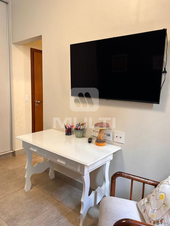 Casa, 4 quartos, 258 m² - Foto 34