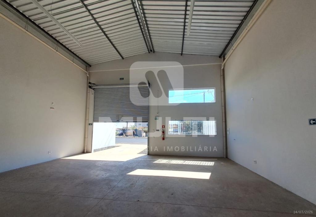 Casa, 1 quarto, 236 m² - Foto 2