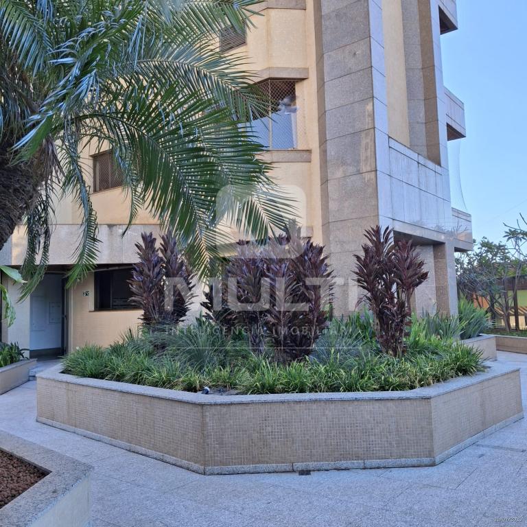 Apartamento, 3 quartos, 228 m² - Foto 1