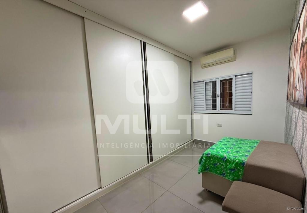 Casa, 3 quartos, 252 m² - Foto 8
