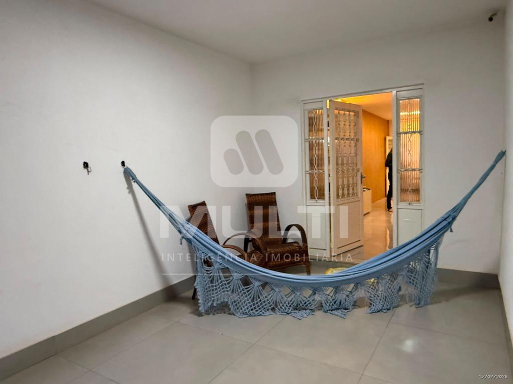 Casa, 3 quartos, 252 m² - Foto 17