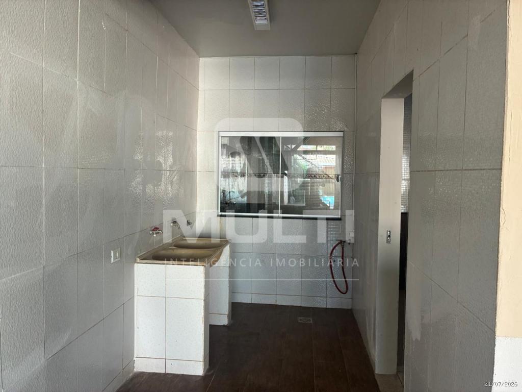 Casa, 3 quartos, 182 m² - Foto 2