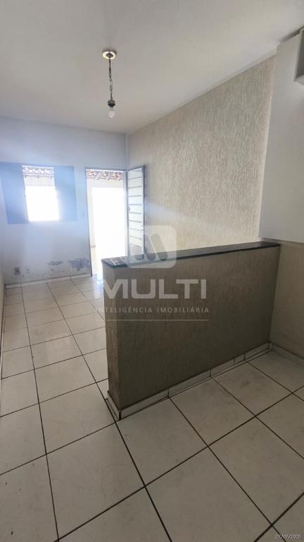 Casa, 5 quartos, 170 m² - Foto 2