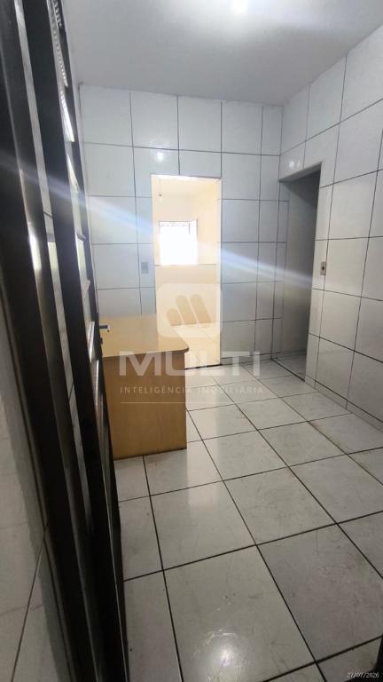 Casa, 5 quartos, 170 m² - Foto 3