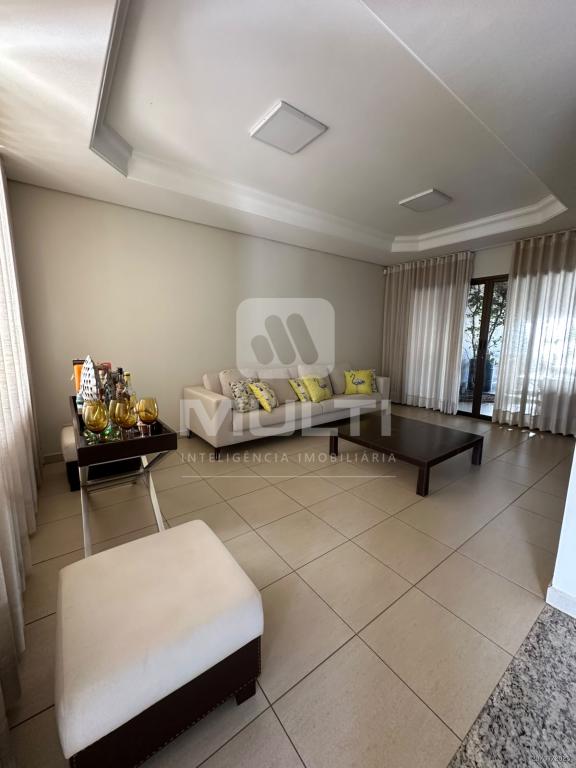 Casa, 3 quartos, 382 m² - Foto 2