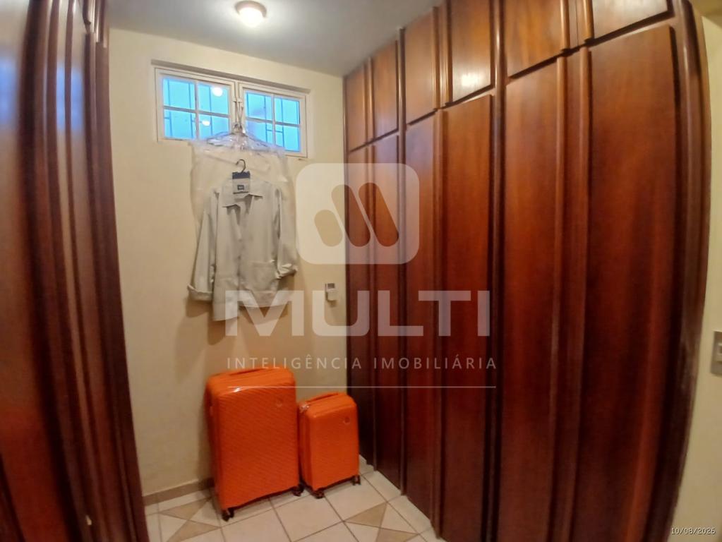Casa, 4 quartos, 450 m² - Foto 43