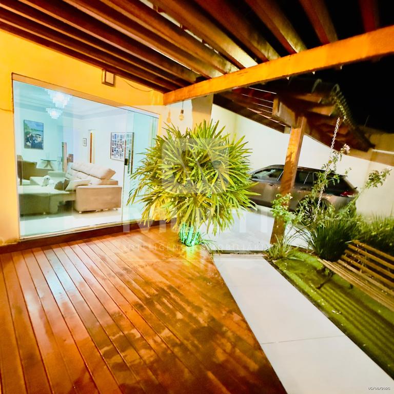 Casa, 3 quartos, 250 m² - Foto 2