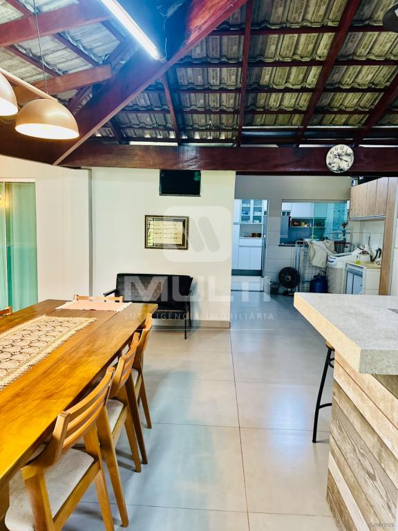 Casa, 3 quartos, 250 m² - Foto 17