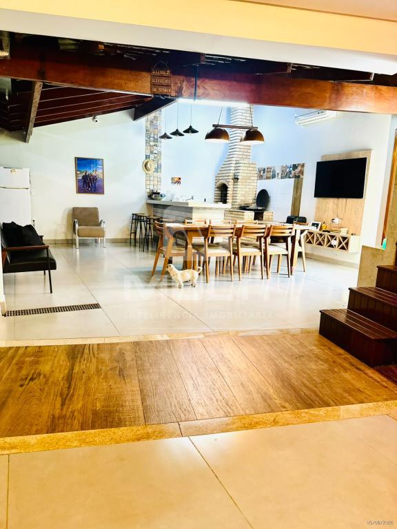 Casa, 3 quartos, 250 m² - Foto 27