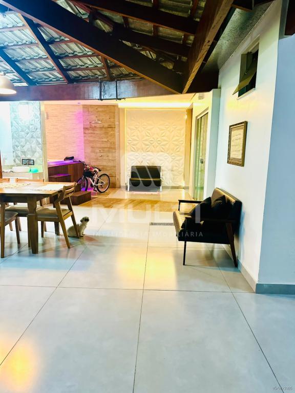Casa, 3 quartos, 250 m² - Foto 45