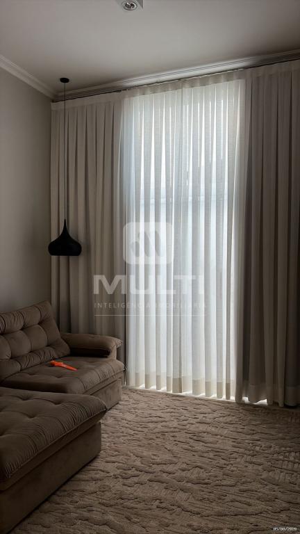 Casa, 4 quartos, 378 m² - Foto 1