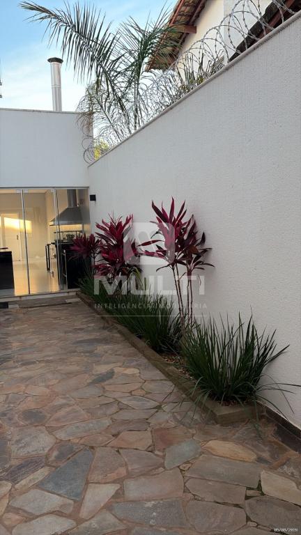 Casa, 4 quartos, 378 m² - Foto 8