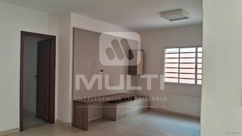 Casa, 3 quartos, 228 m² - Foto 1