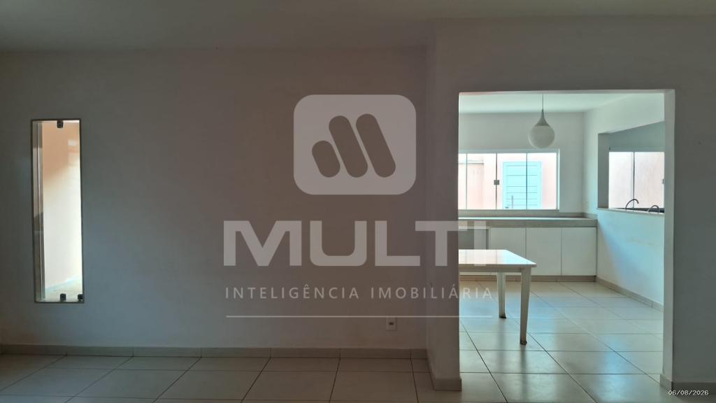 Casa, 3 quartos, 228 m² - Foto 2