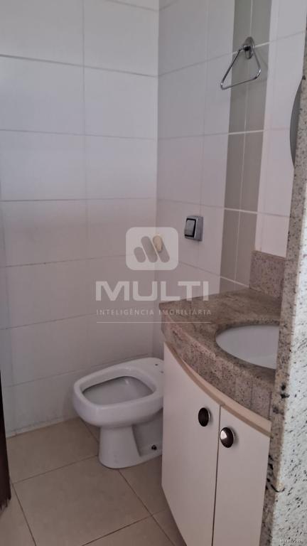 Casa, 3 quartos, 228 m² - Foto 9