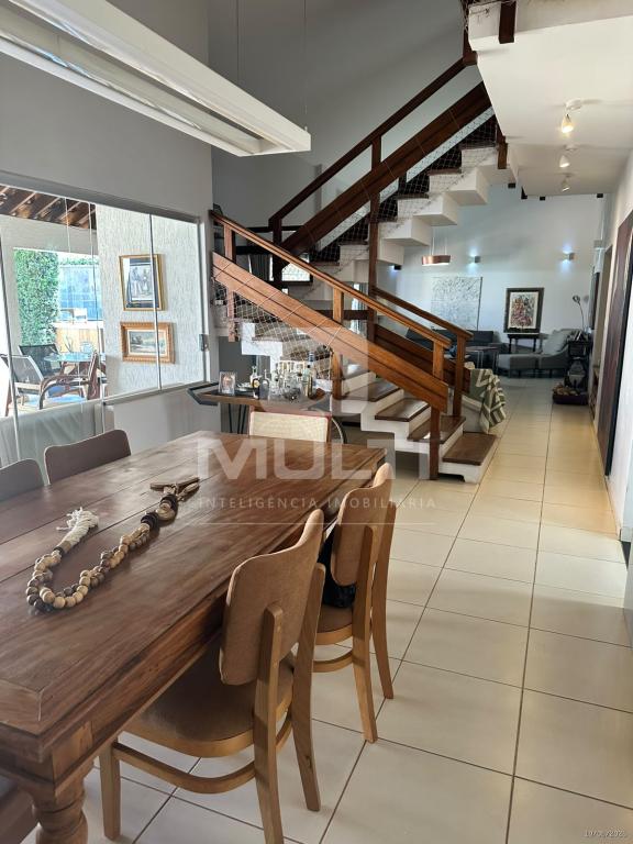 Casa, 4 quartos, 250 m² - Foto 2