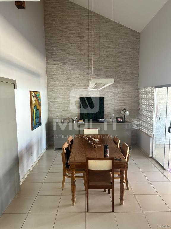 Casa, 4 quartos, 250 m² - Foto 8