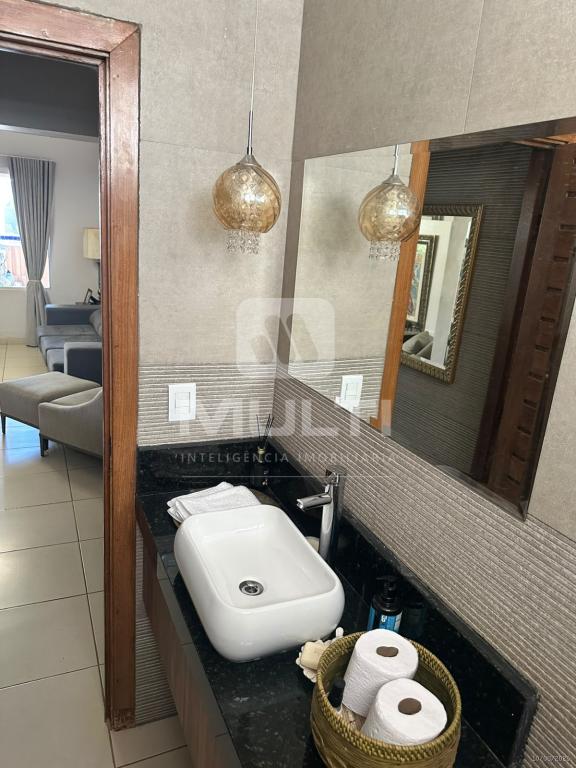 Casa, 4 quartos, 250 m² - Foto 17